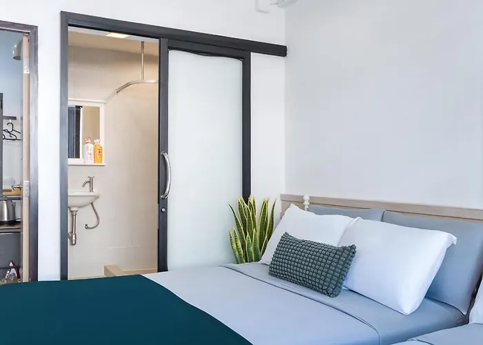 Platinum Deluxe Shopping Apartments กรุงเทพมหานคร